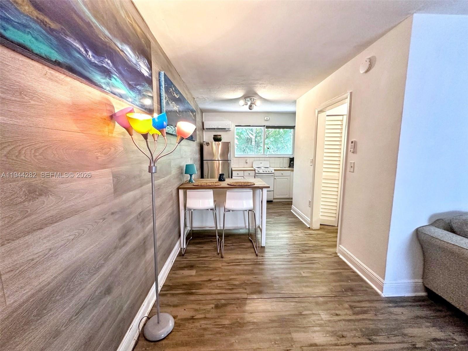 COCO PALM CONDO - Residential Lease