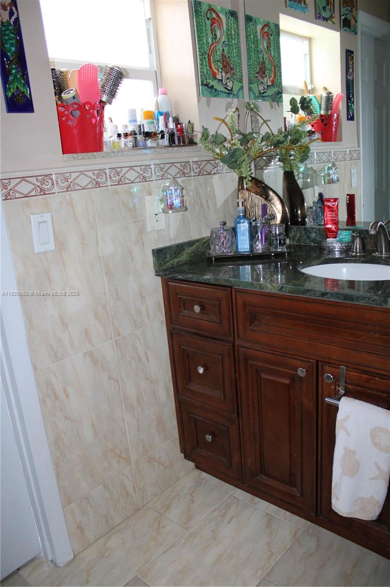 SOUTHWOOD 6TH ADDN - Residential