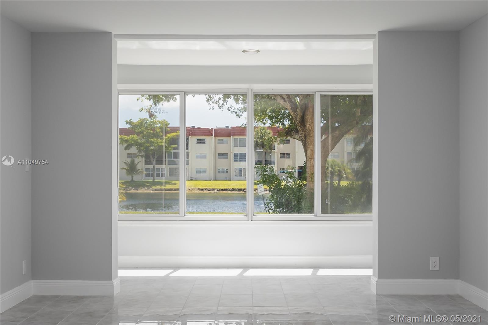 SUNRISE LAKES 7 CONDO - Residential