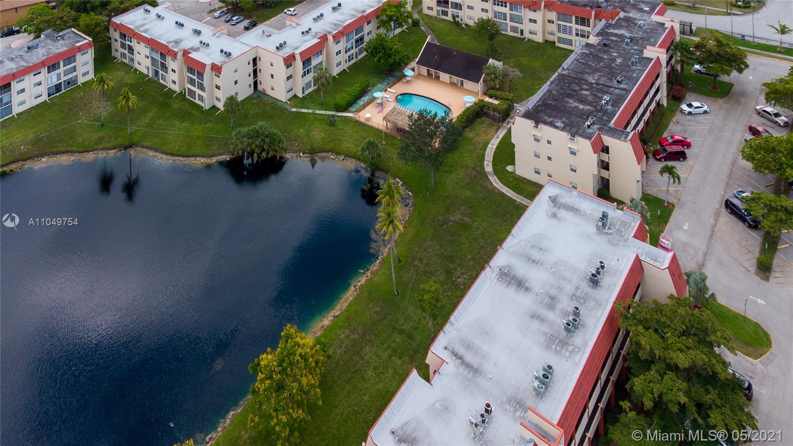 SUNRISE LAKES 7 CONDO - Residential