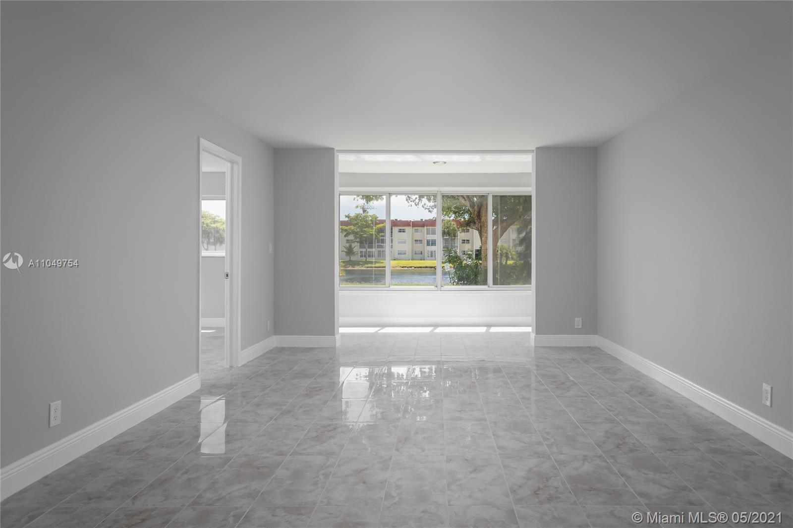 SUNRISE LAKES 7 CONDO - Residential