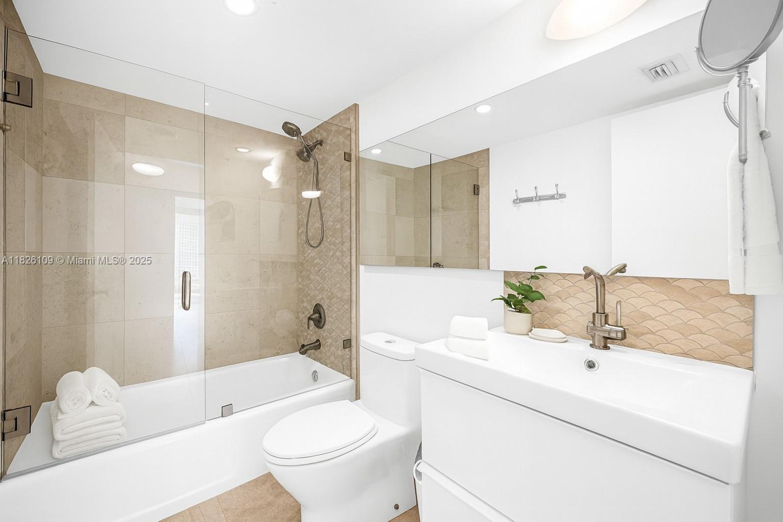 BRICKELL PLACE PHASE II C - Residential