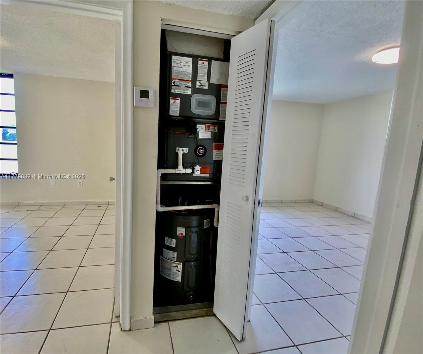 GOLFVIEW CL FONTAINBL PK - Residential