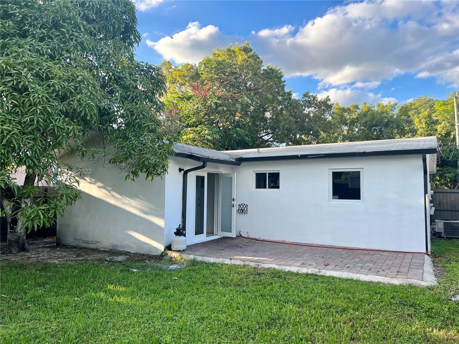 MACFARLANE HOMESTEAD - Residential Lease