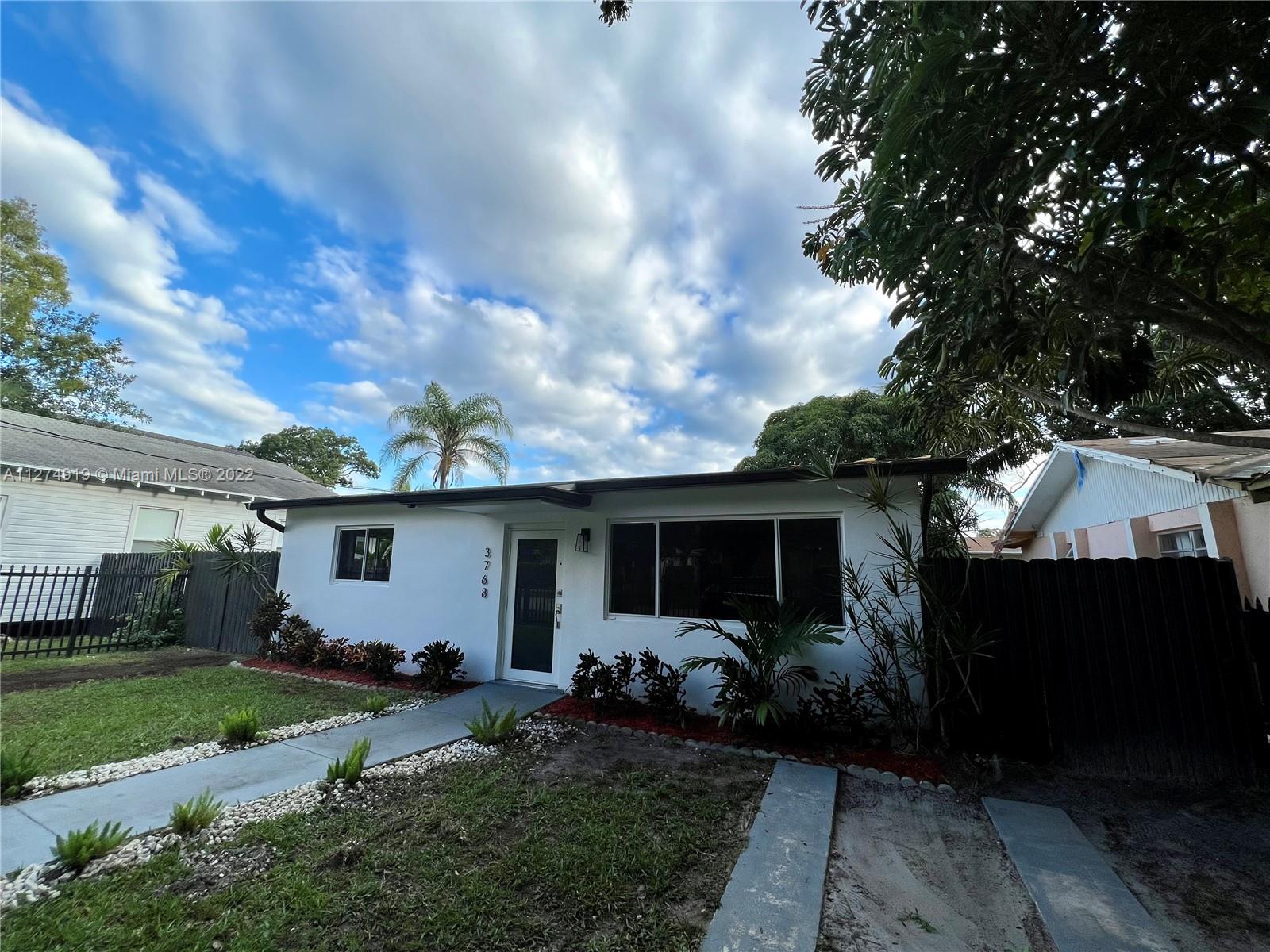 MACFARLANE HOMESTEAD - Residential Lease