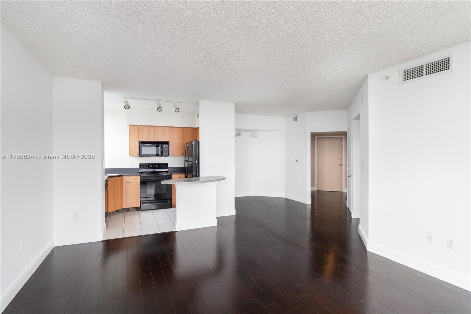THE WAVERLY AT SOUTH BEAC - Residential