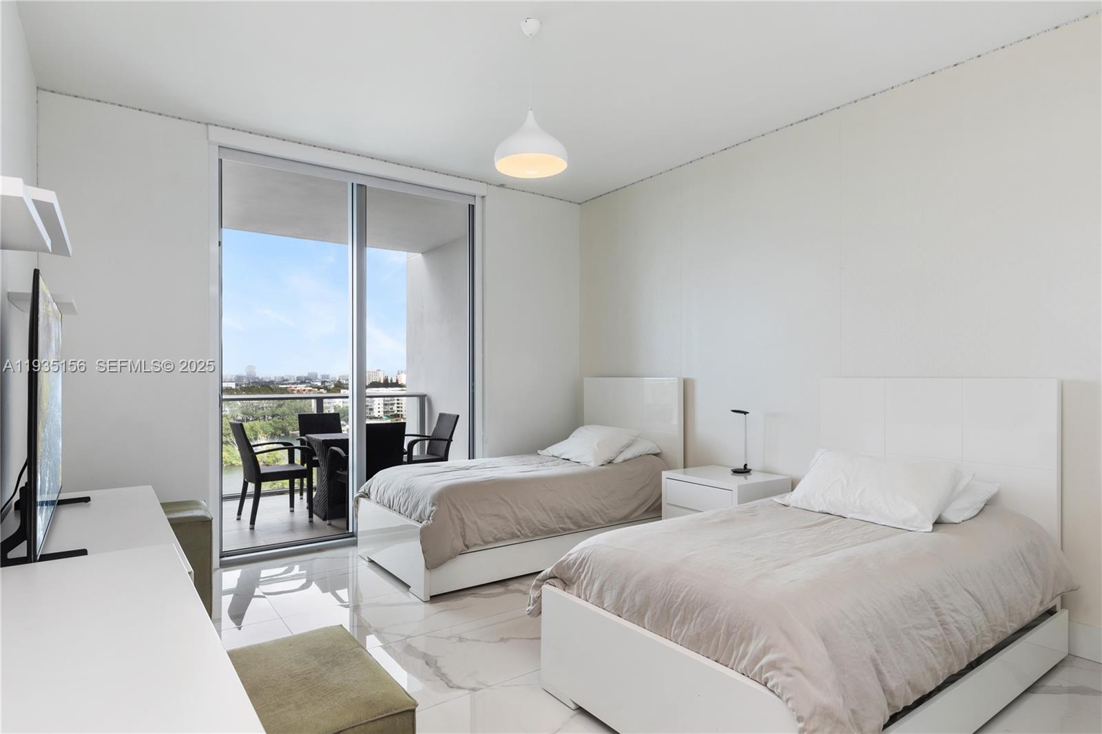 MARINA PALMS RESIDENCES N - Residential