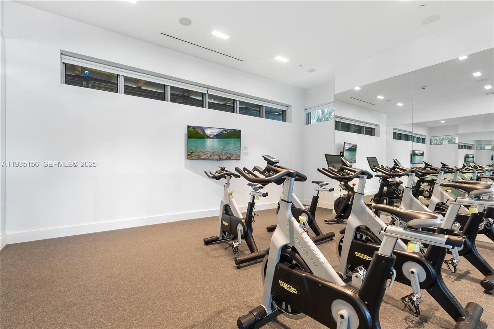 MARINA PALMS RESIDENCES N - Residential