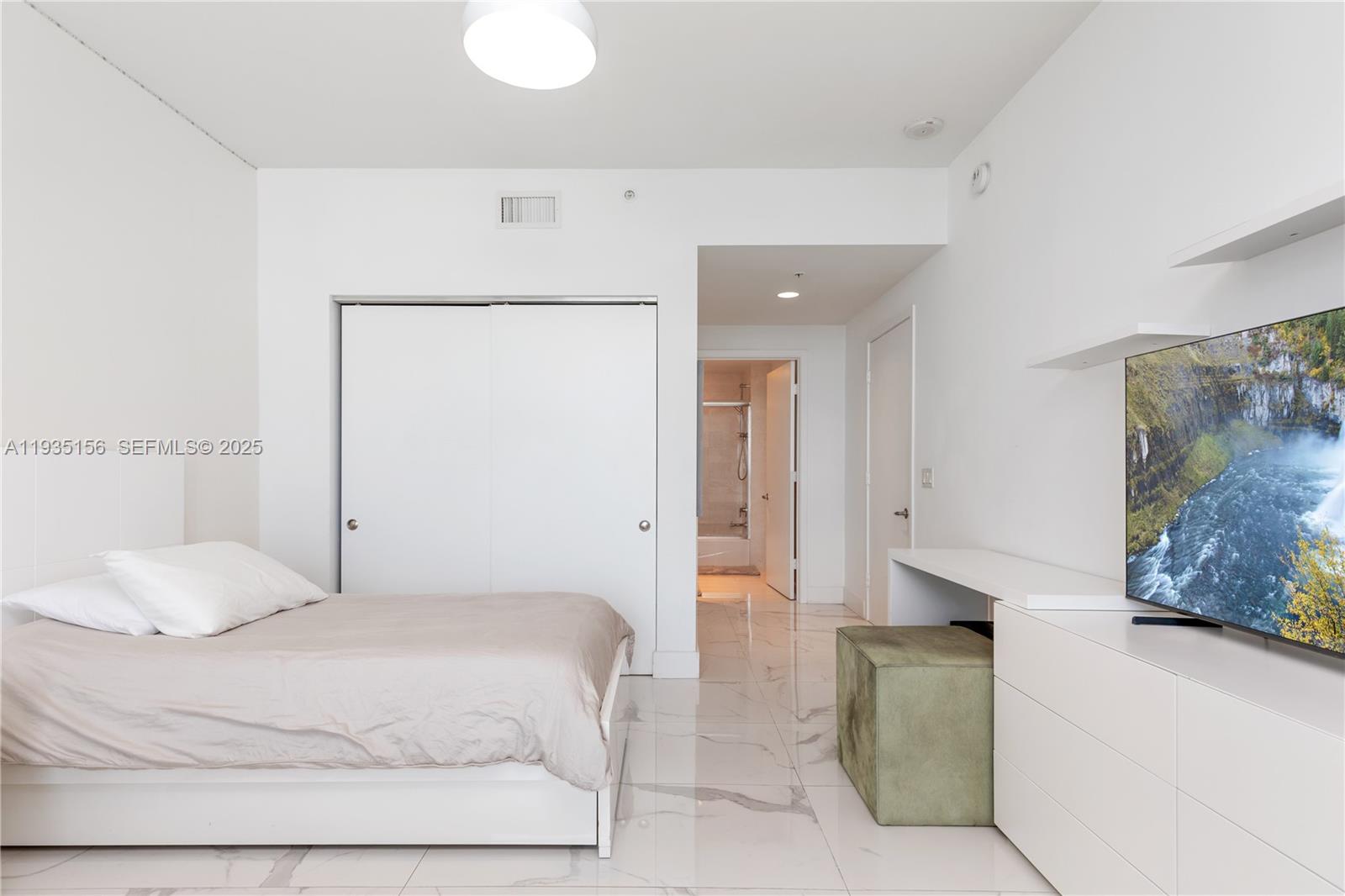 MARINA PALMS RESIDENCES N - Residential