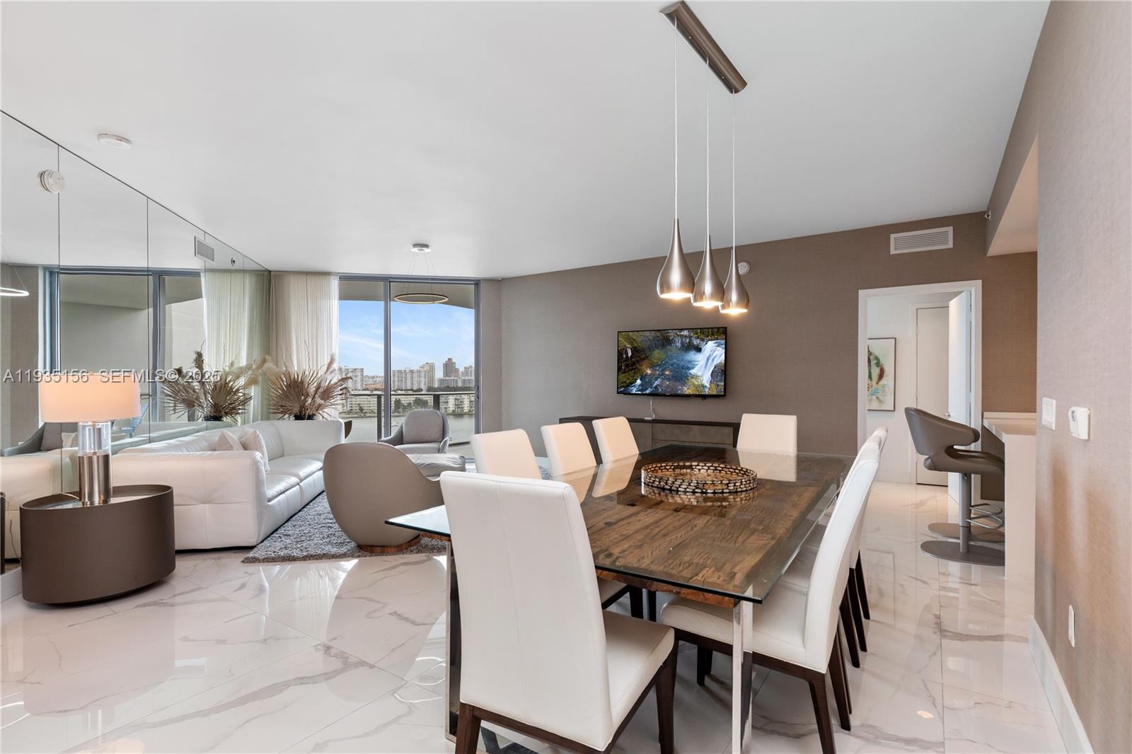 17301 NE Biscayne Blvd 908