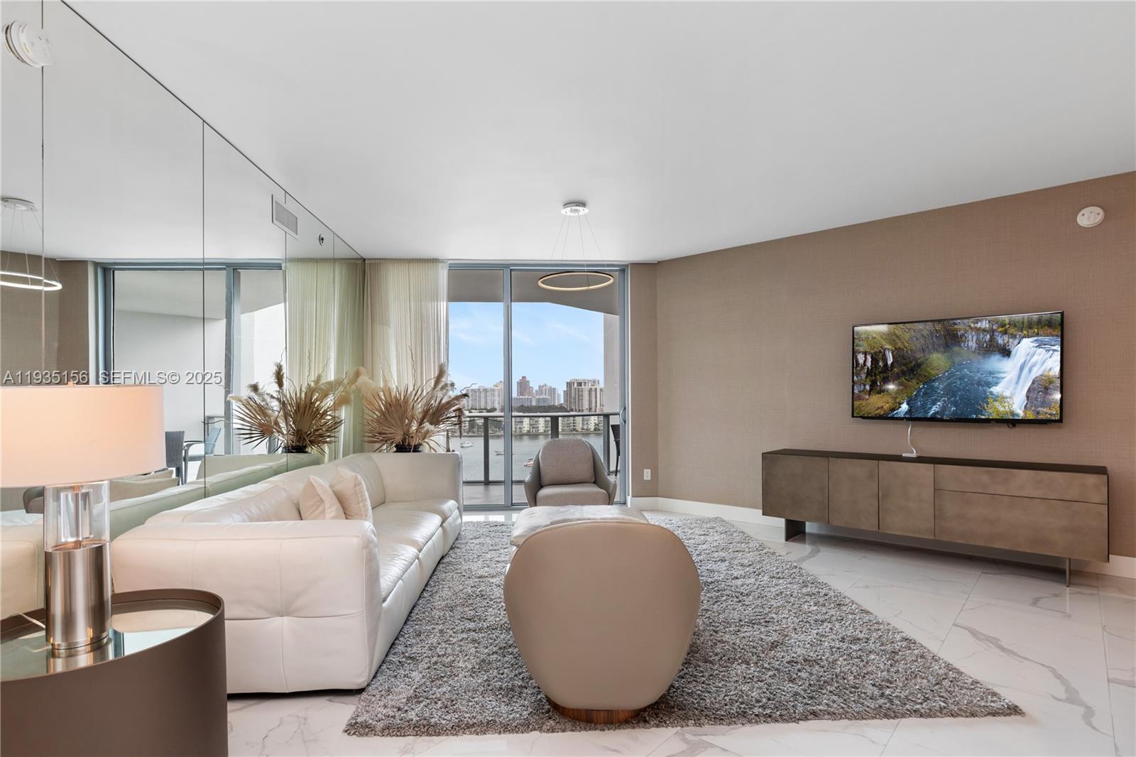 MARINA PALMS RESIDENCES N - Residential