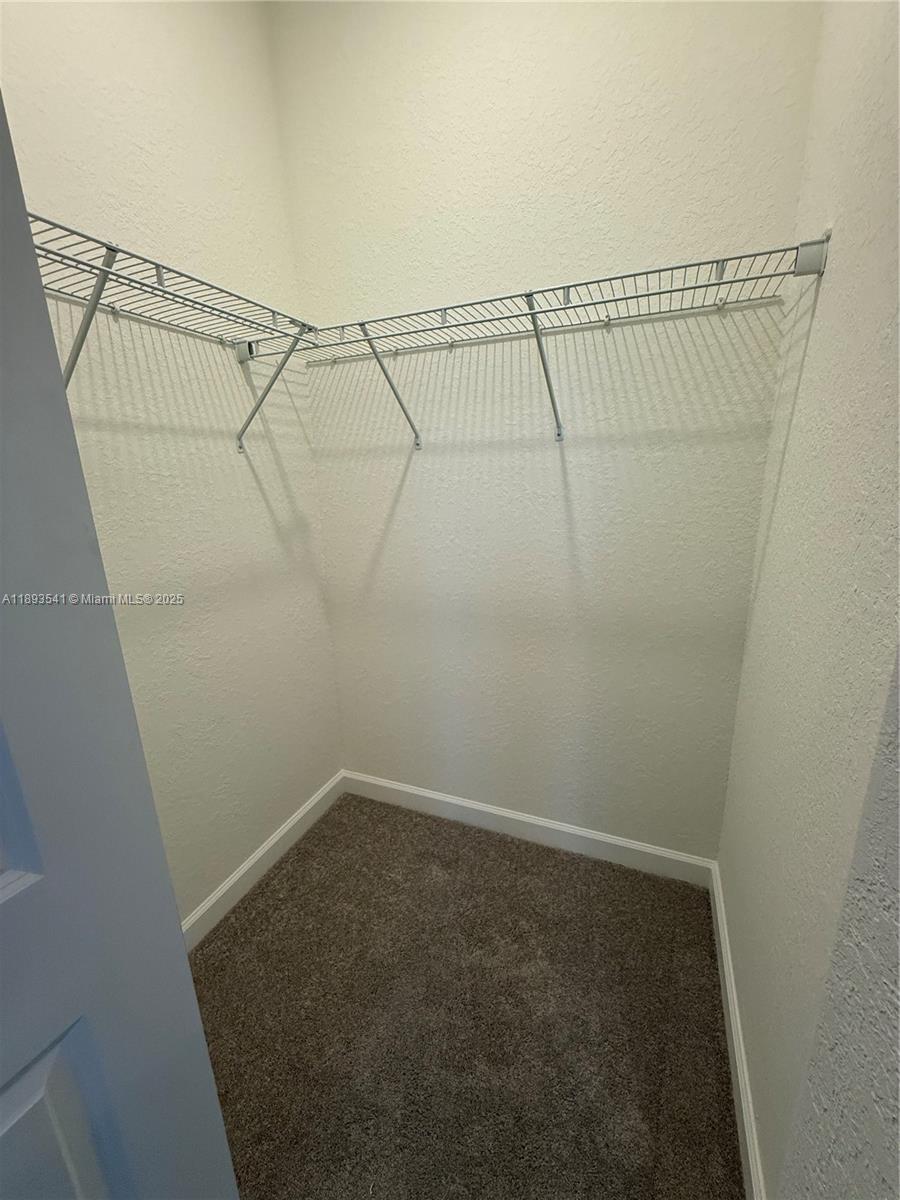 TERRA SOL - Residential Lease