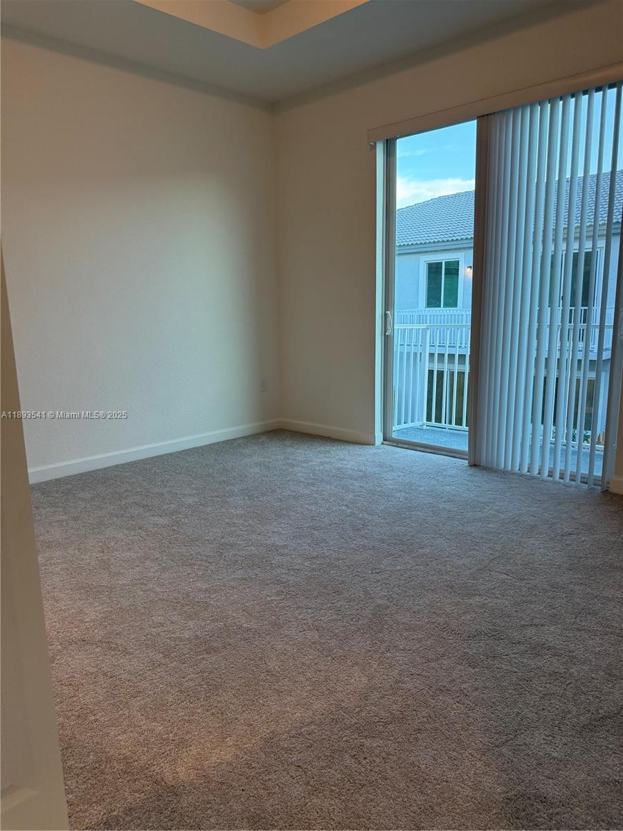 TERRA SOL - Residential Lease