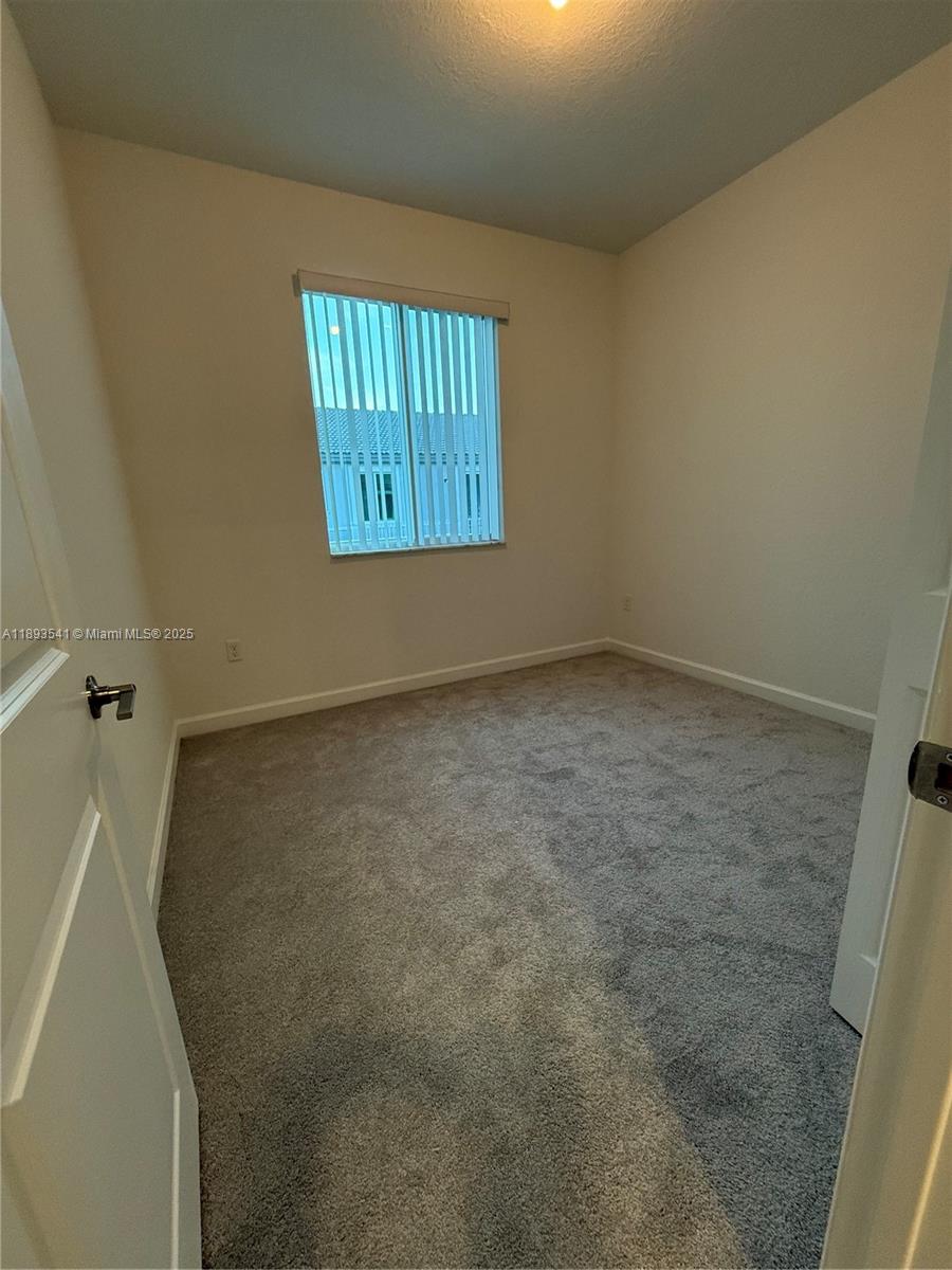 TERRA SOL - Residential Lease