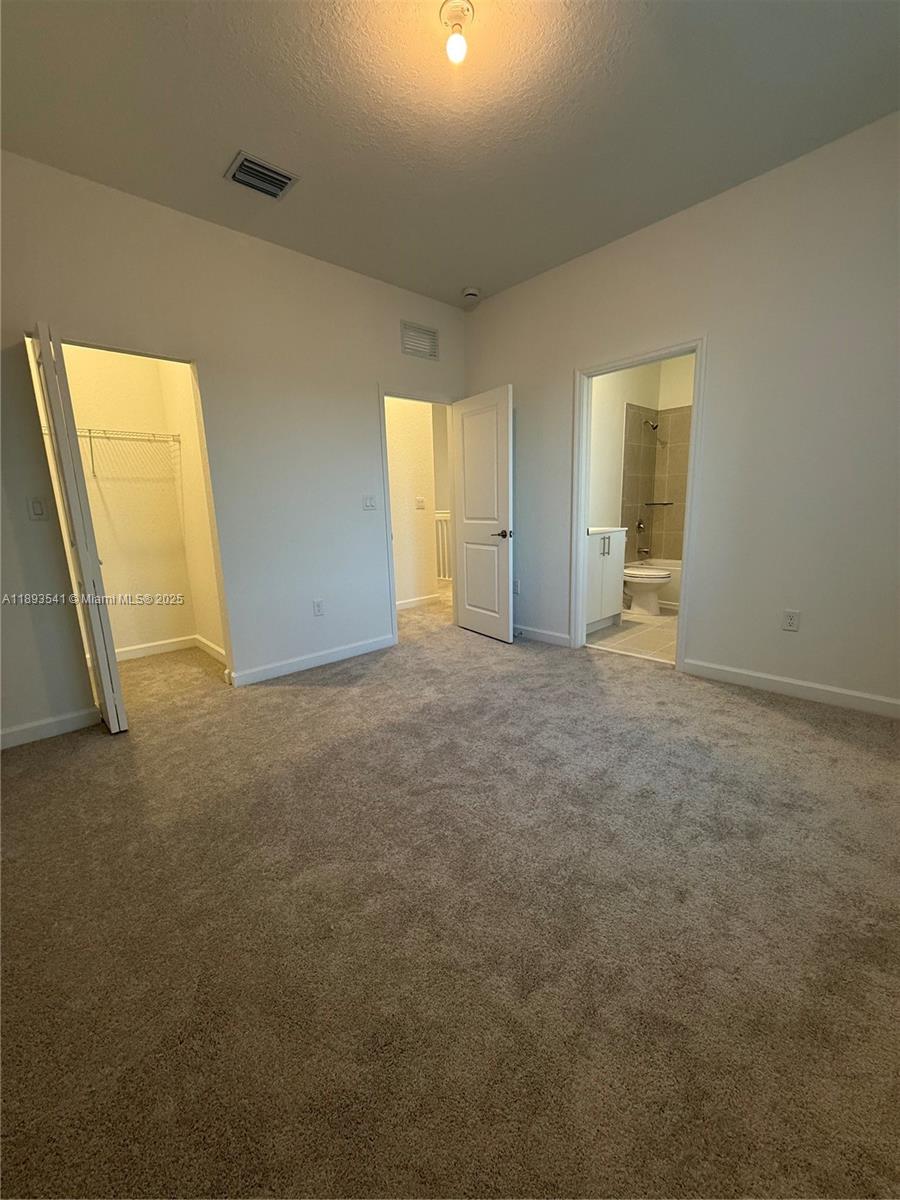TERRA SOL - Residential Lease