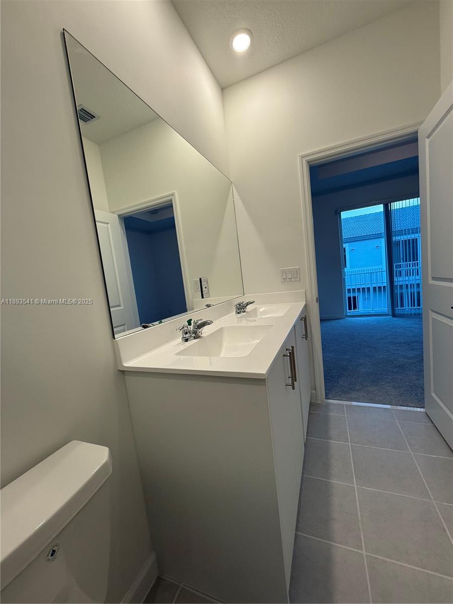 TERRA SOL - Residential Lease