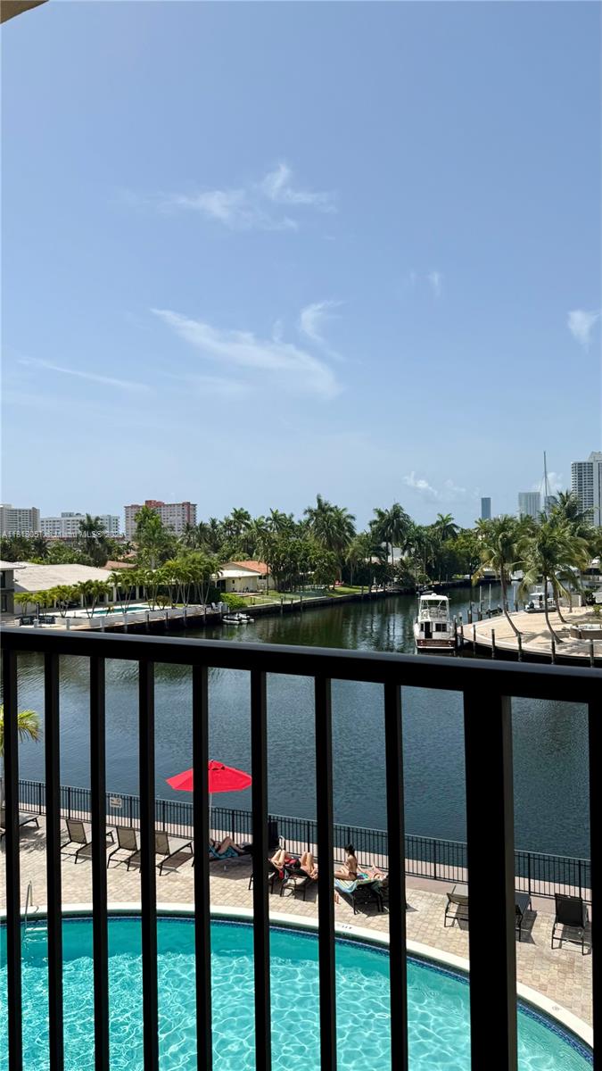 301 Golden Isles Dr 408, Hallandale Beach, Broward County, Florida - 1 Bedrooms  
1 Bathrooms - 
