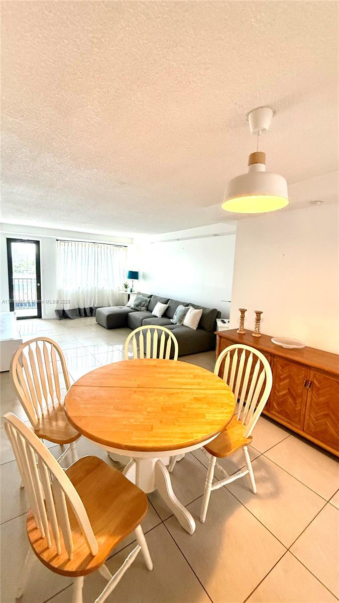 301 Golden Isles Dr 408