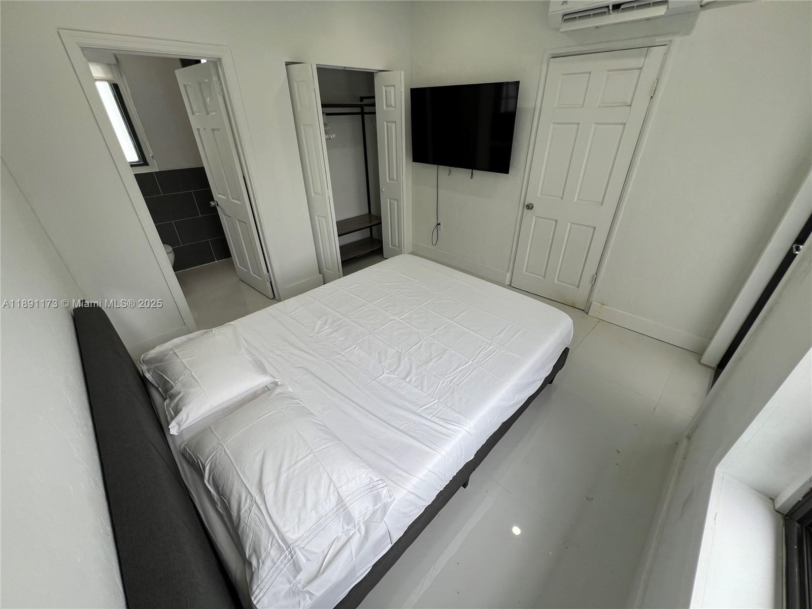 OCEAN BEACH ADDN NO 3 - Residential Lease