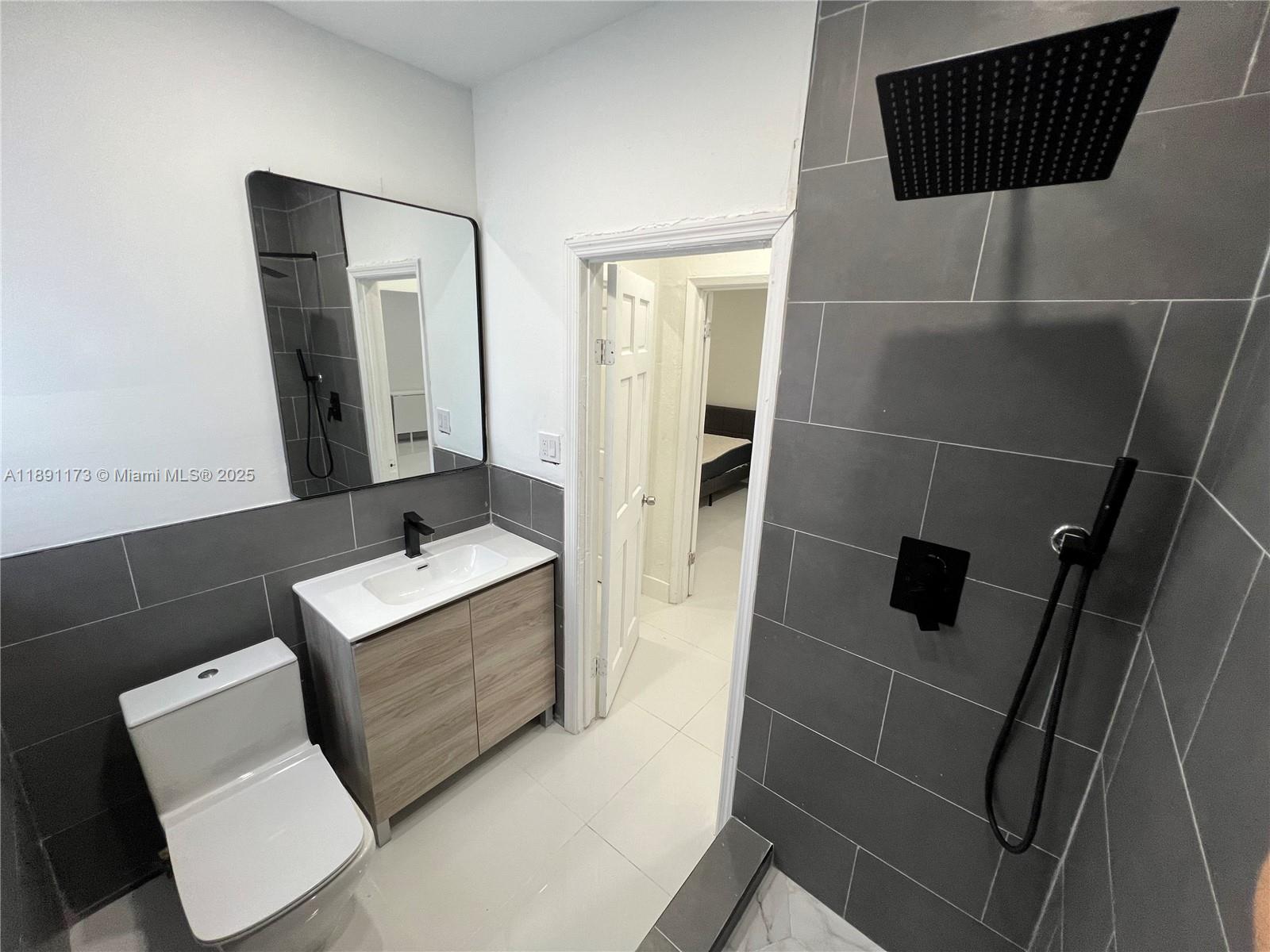 OCEAN BEACH ADDN NO 3 - Residential Lease