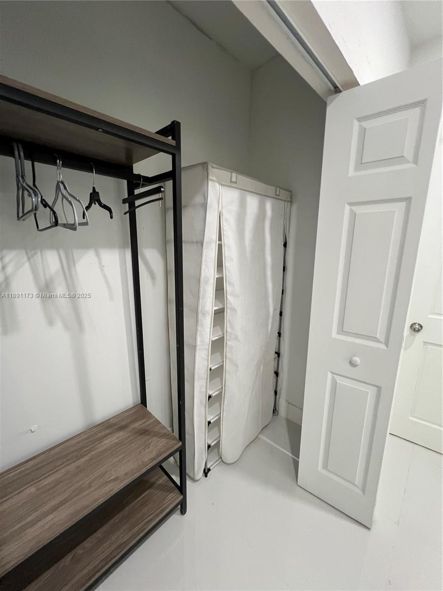 OCEAN BEACH ADDN NO 3 - Residential Lease