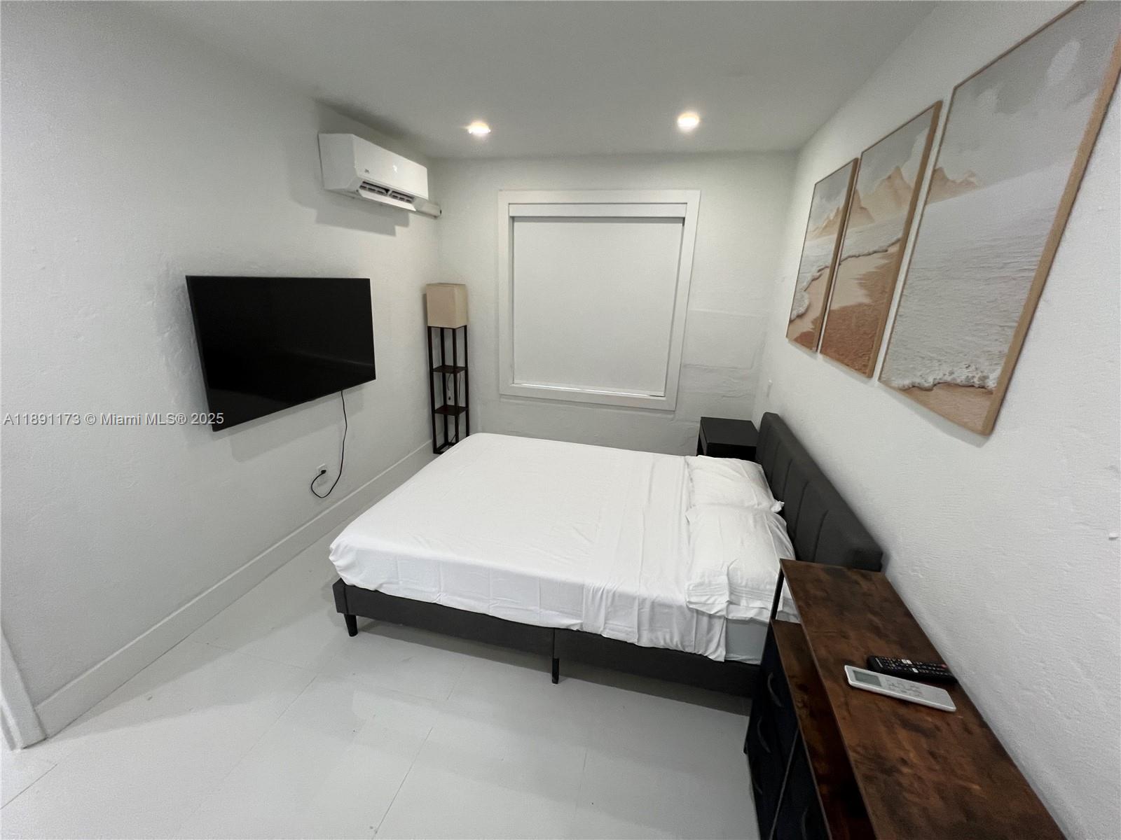 OCEAN BEACH ADDN NO 3 - Residential Lease