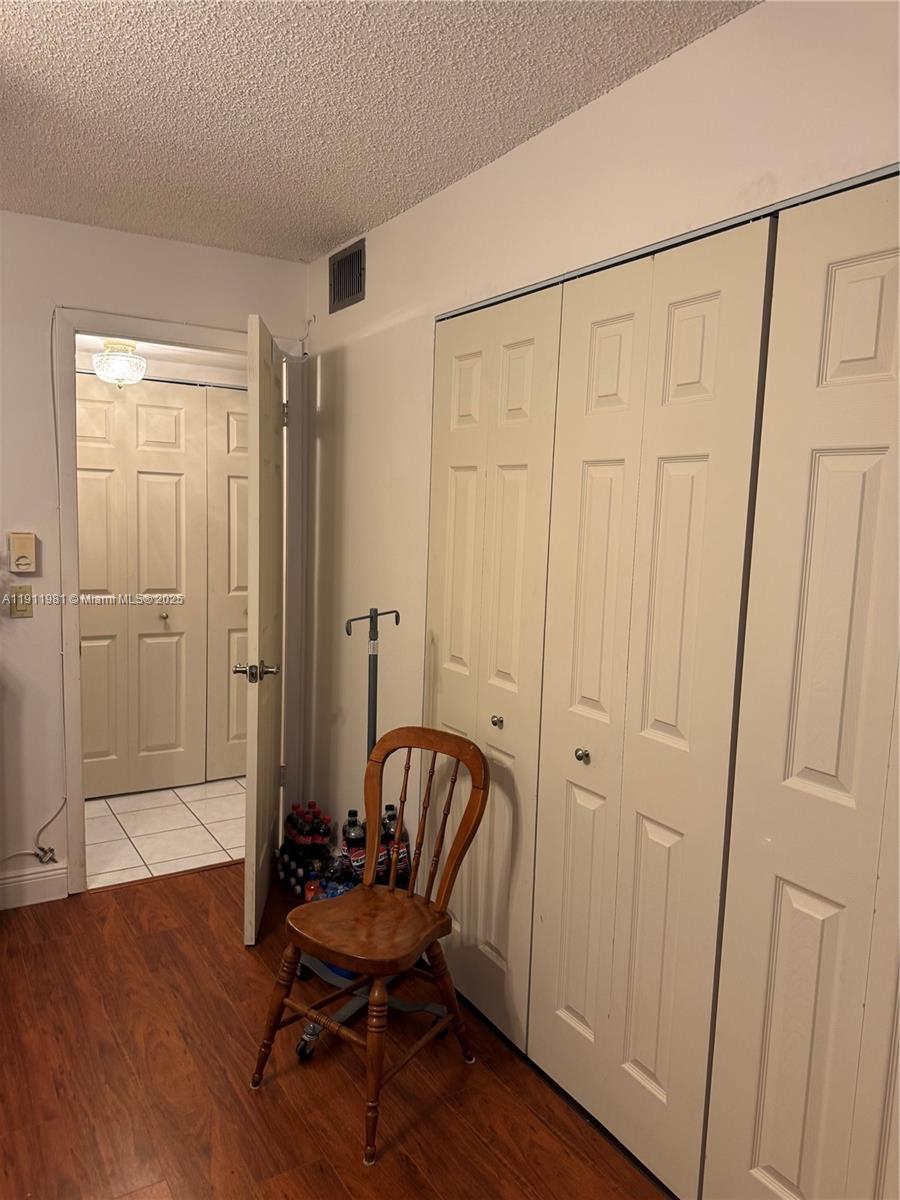 SUNRISE LAKES 150 CONDO - Residential