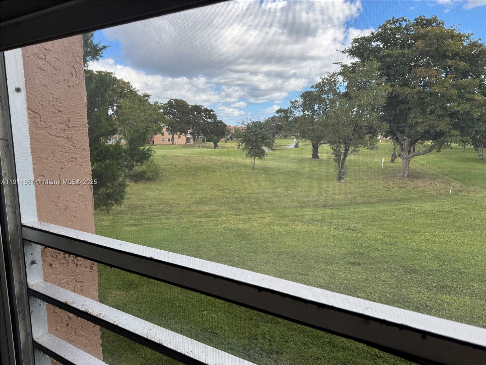 SUNRISE LAKES 150 CONDO - Residential