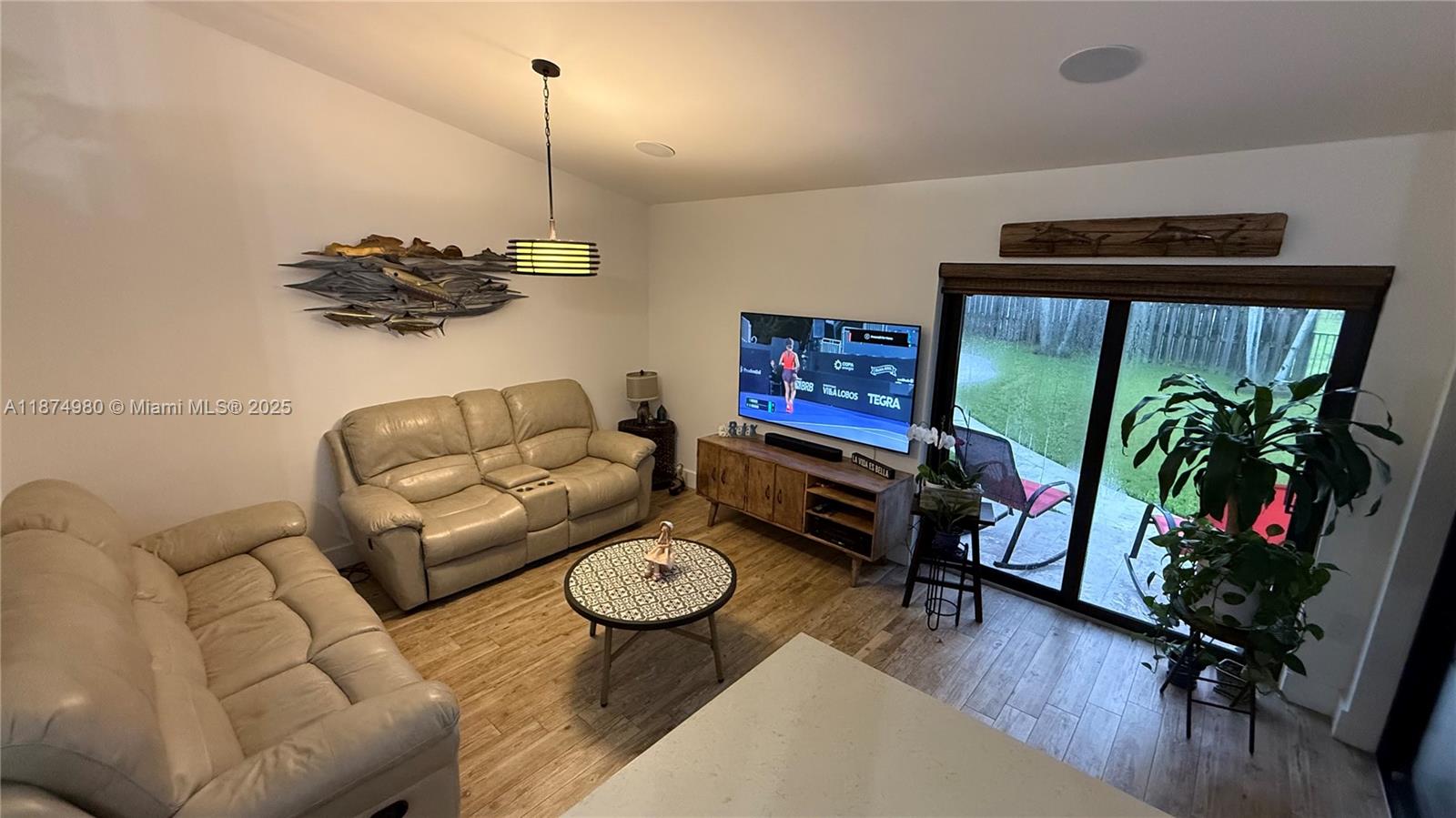 VENEZIA HOMES ESTATES IST - Residential