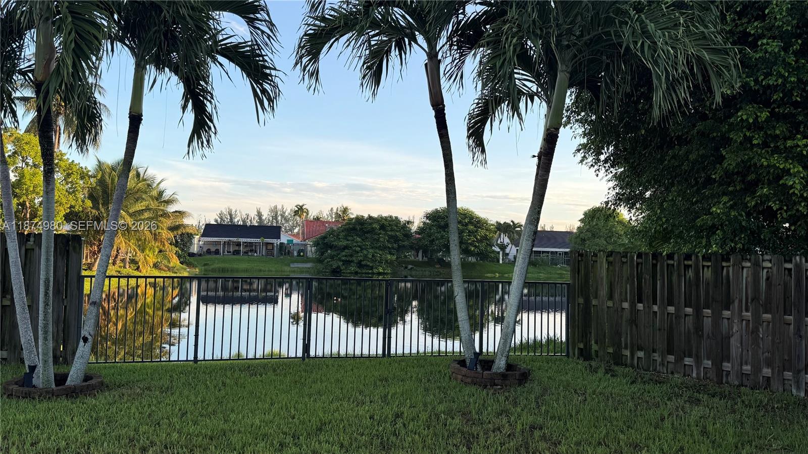 VENEZIA HOMES ESTATES IST - Residential