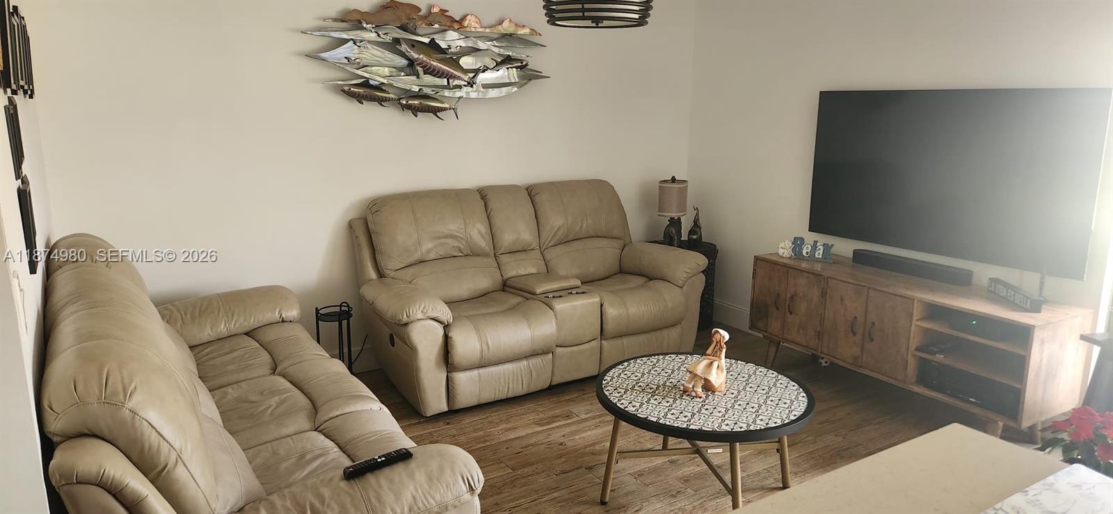 VENEZIA HOMES ESTATES IST - Residential