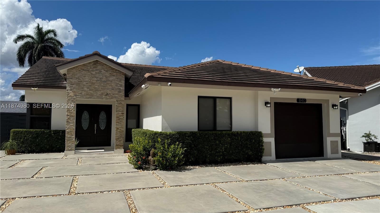 VENEZIA HOMES ESTATES IST - Residential