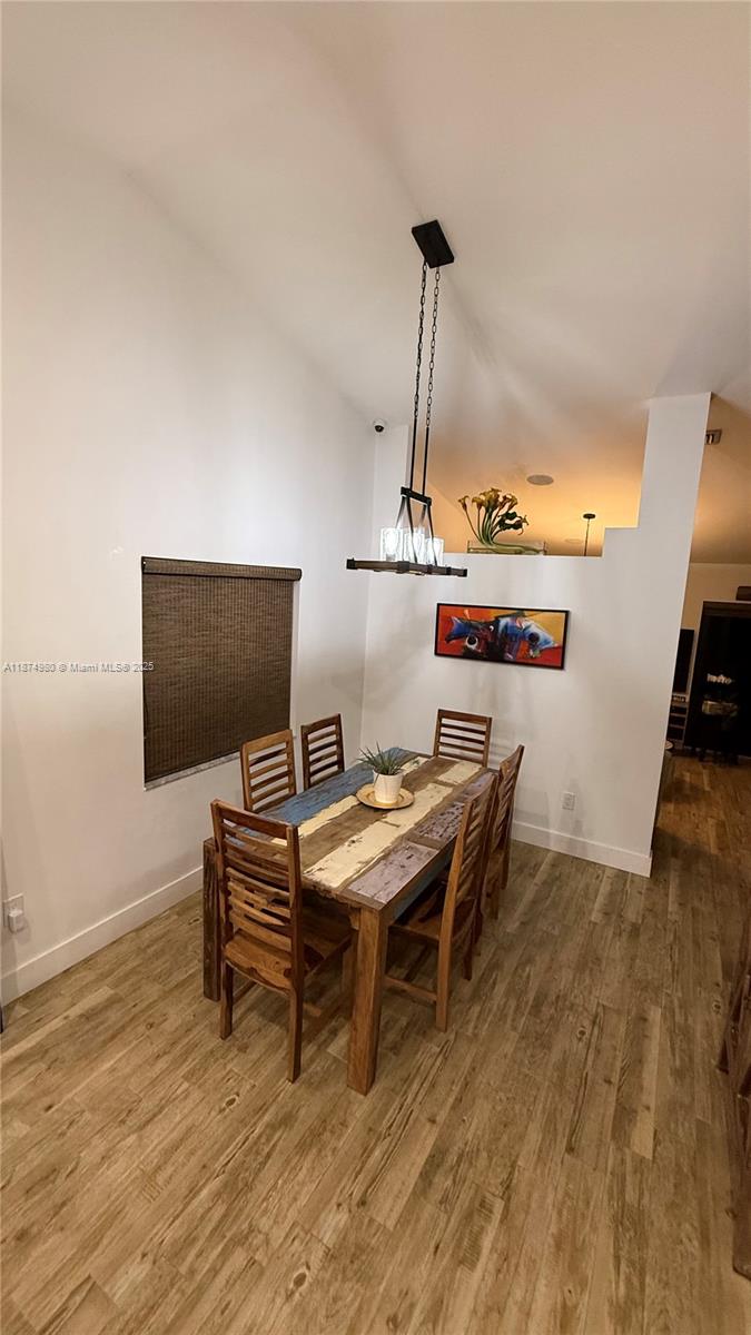 VENEZIA HOMES ESTATES IST - Residential