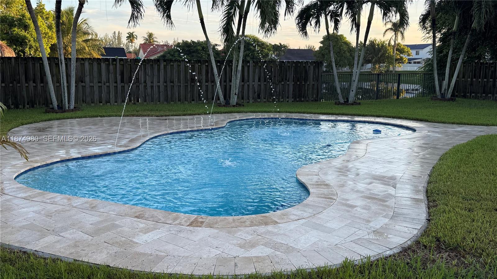 VENEZIA HOMES ESTATES IST - Residential