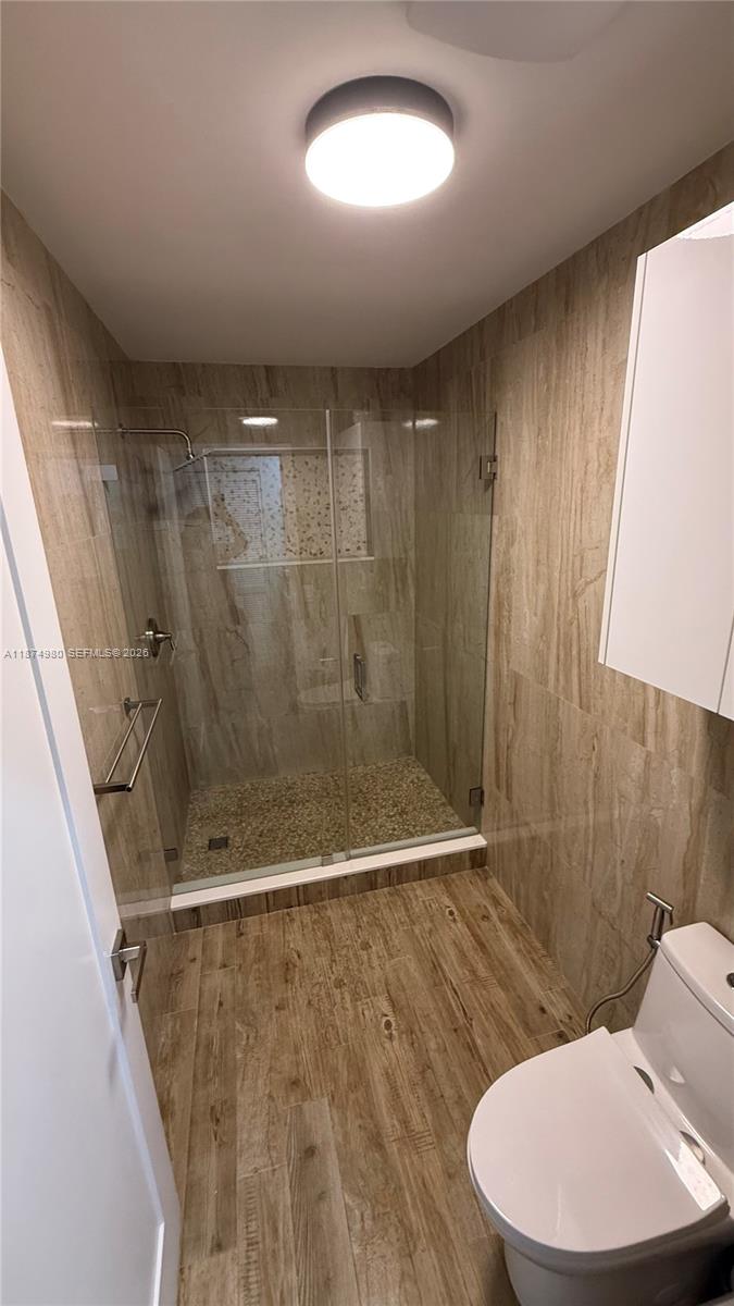 VENEZIA HOMES ESTATES IST - Residential