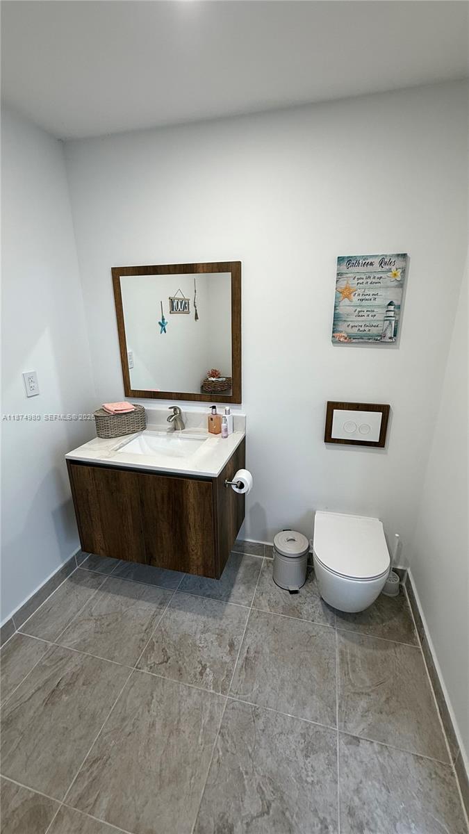 VENEZIA HOMES ESTATES IST - Residential