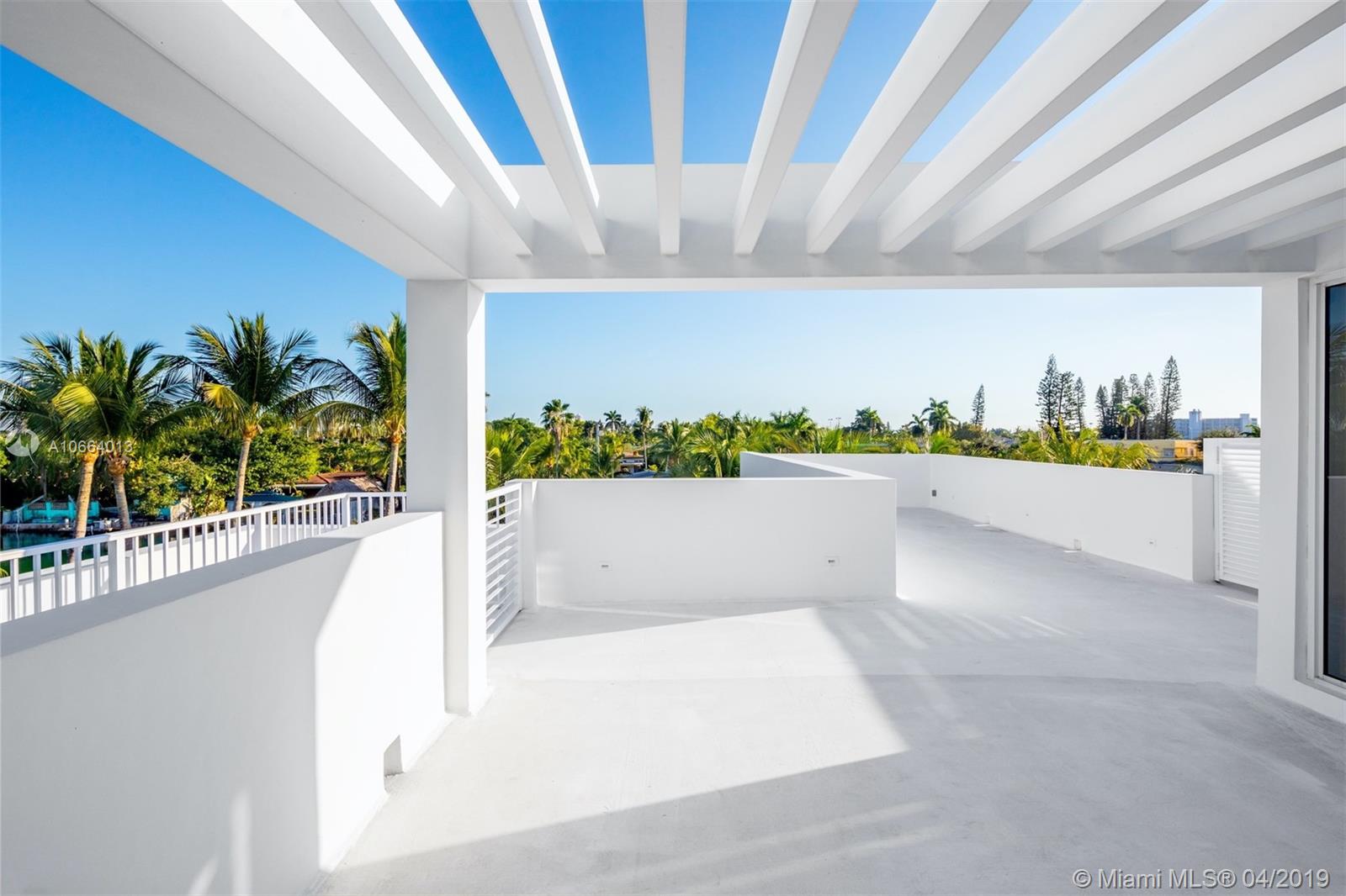 NORMANDY GOLF COURSE - Residential