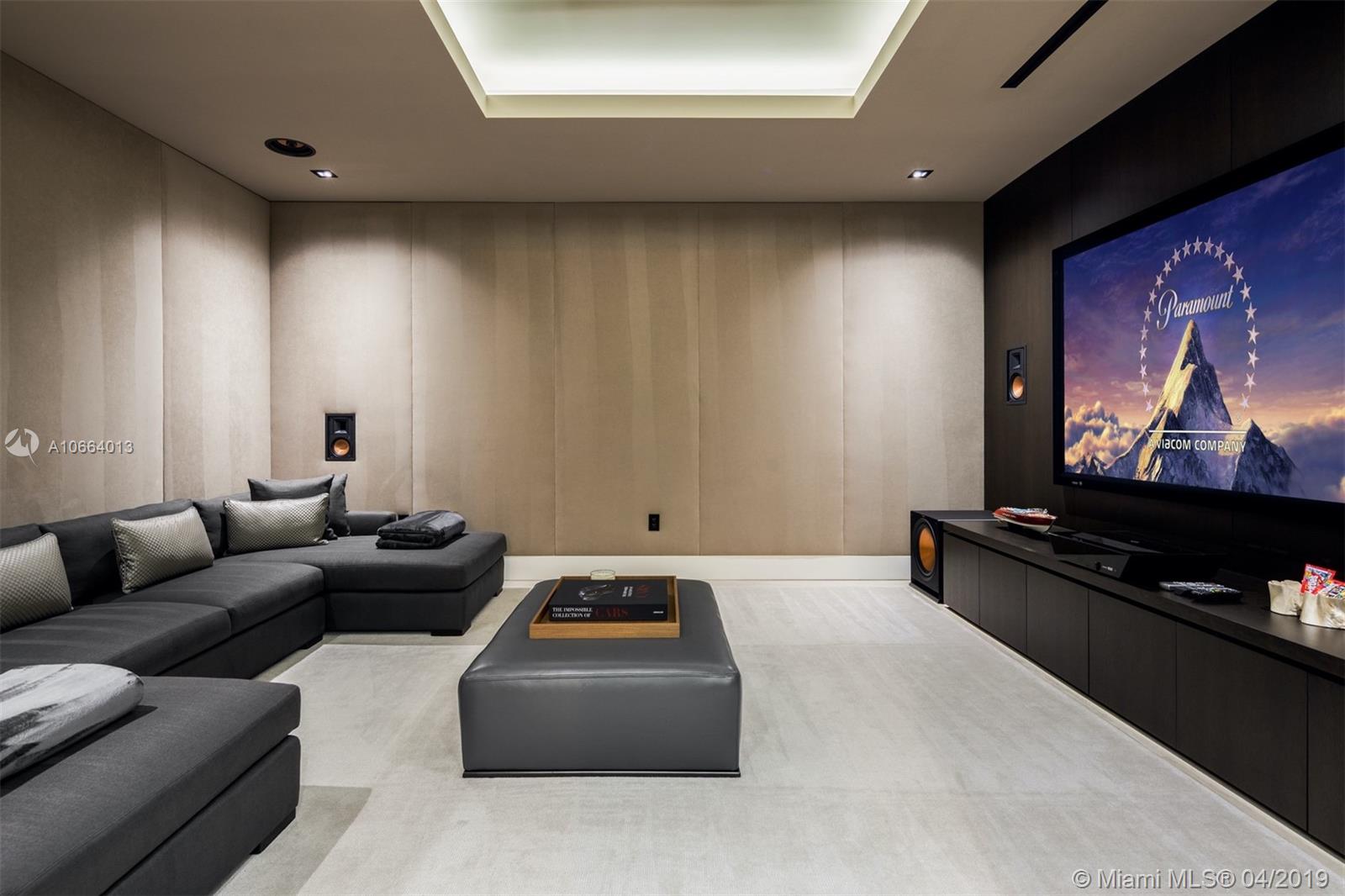 NORMANDY GOLF COURSE - Residential