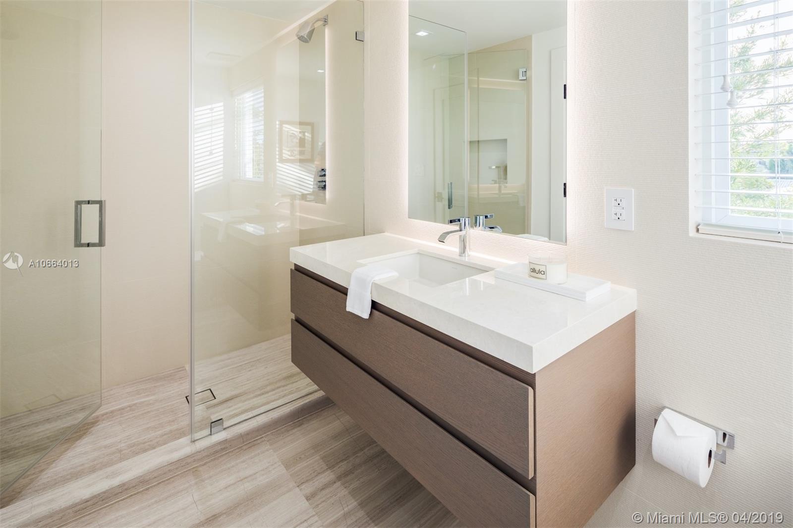 NORMANDY GOLF COURSE - Residential