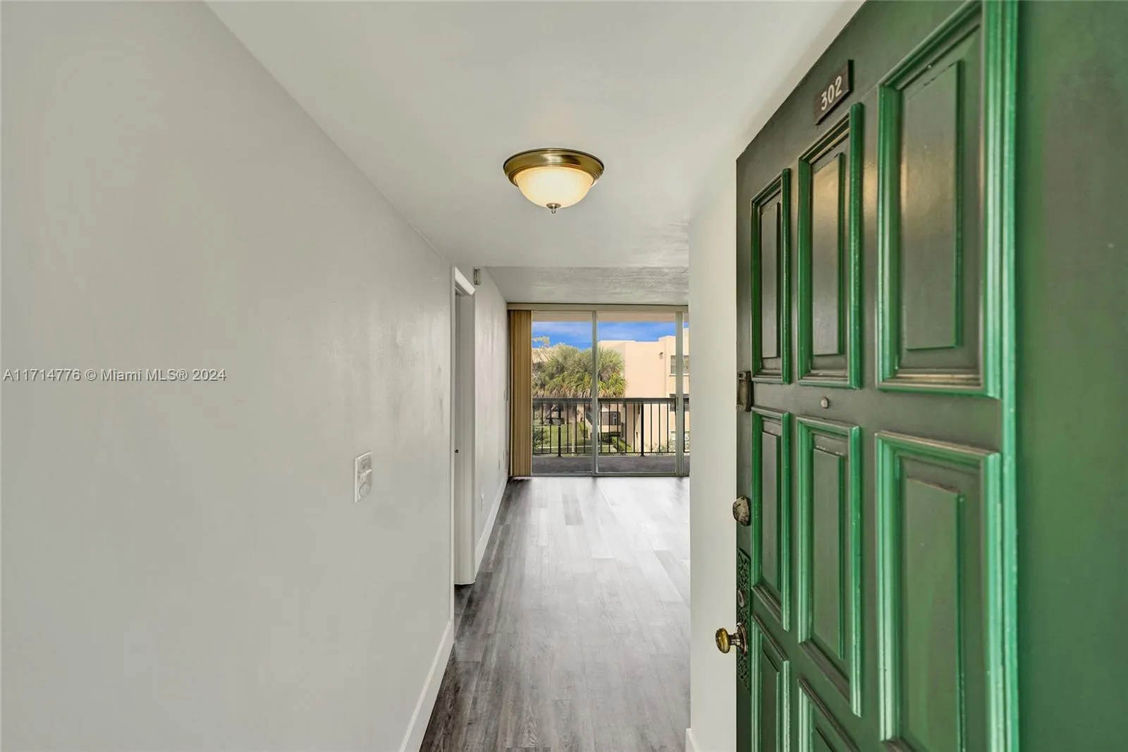 Miami, Florida 33176, United States, 2 Bedrooms Bedrooms, ,2 BathroomsBathrooms,Residential,Pending,23845