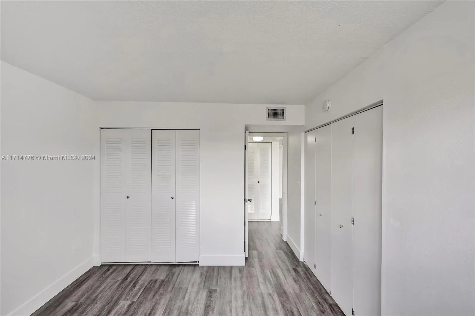 Miami, Florida 33176, United States, 2 Bedrooms Bedrooms, ,2 BathroomsBathrooms,Residential,Pending,23845