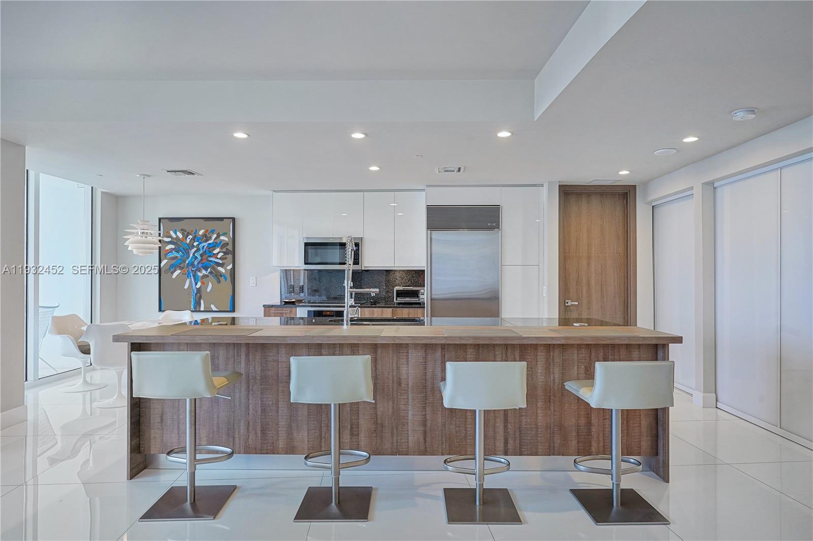 CARBONELL CONDO - Residential Lease