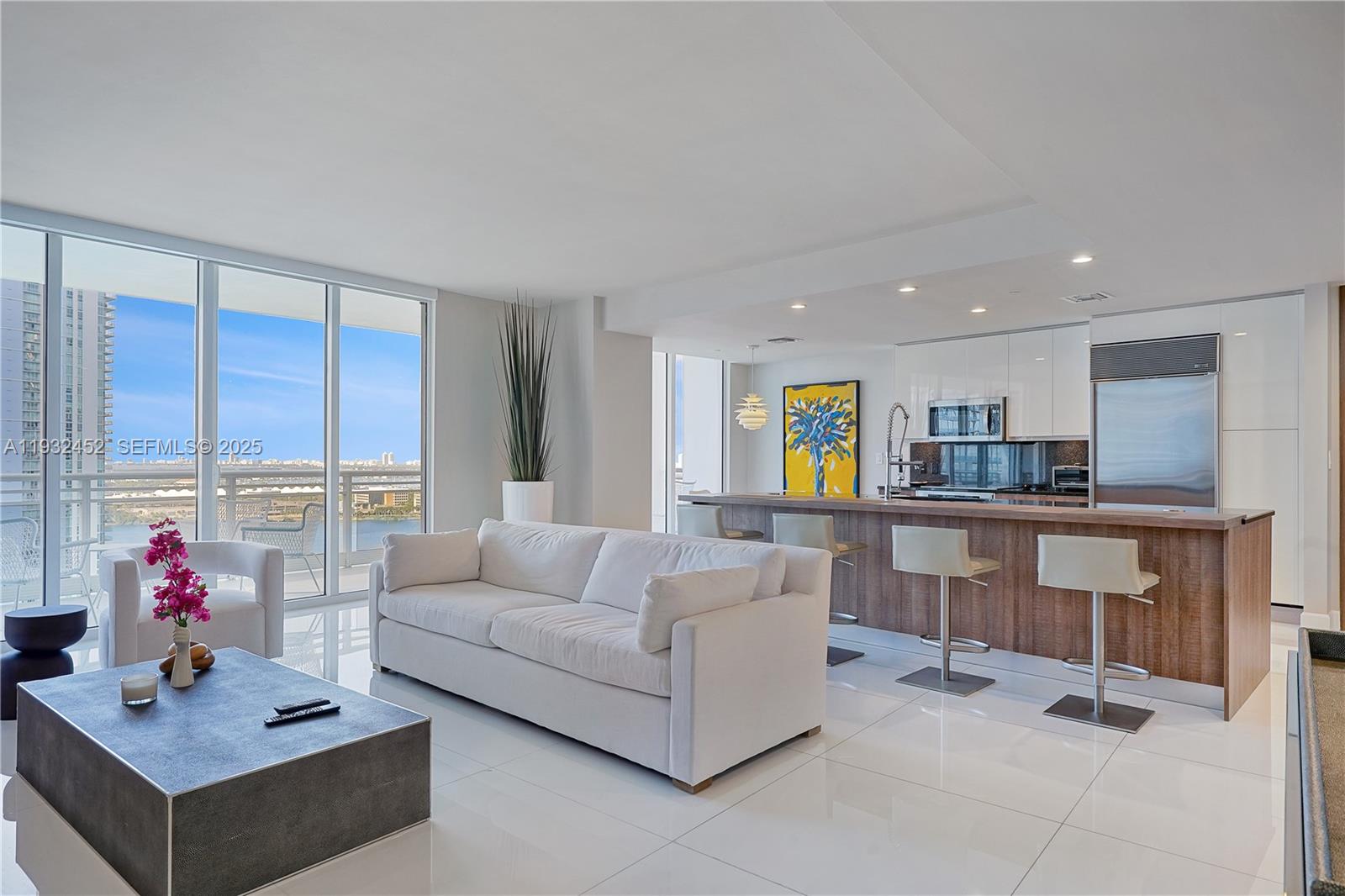 CARBONELL CONDO - Residential Lease