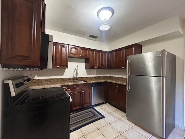 S/D OF 12-45-42, E 1/2 OF - Residential