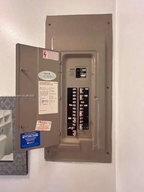 S/D OF 12-45-42, E 1/2 OF - Residential