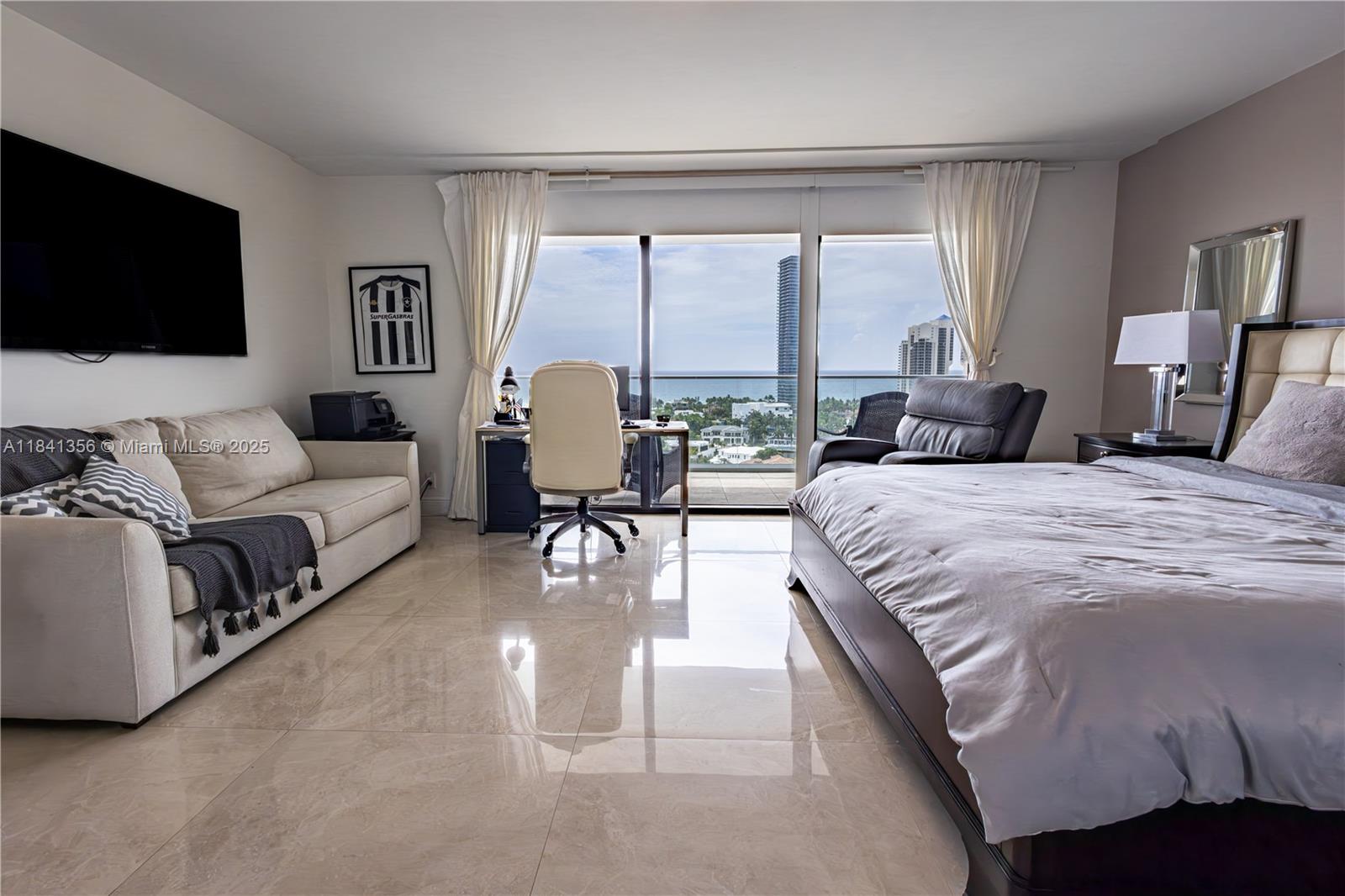 TURNBERRY ISLE CONDO - Residential