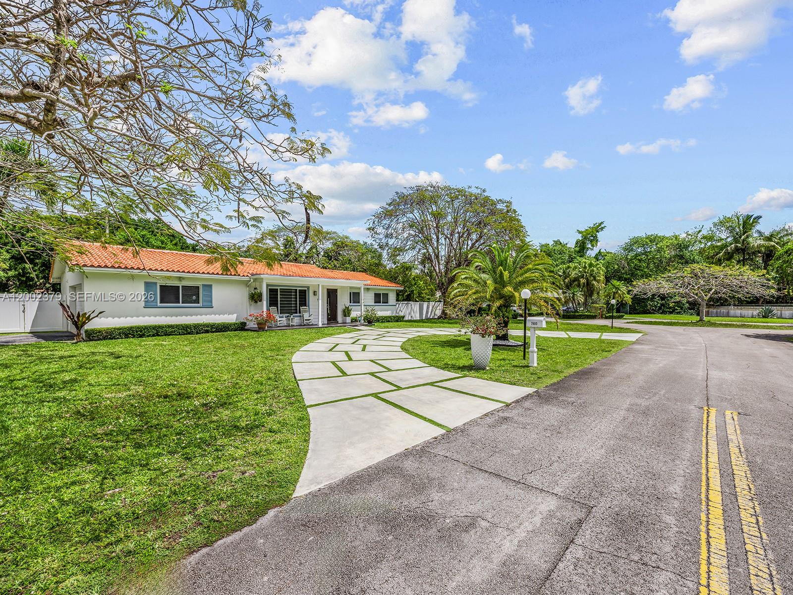 WINDSOR PARK ESTS - Residential