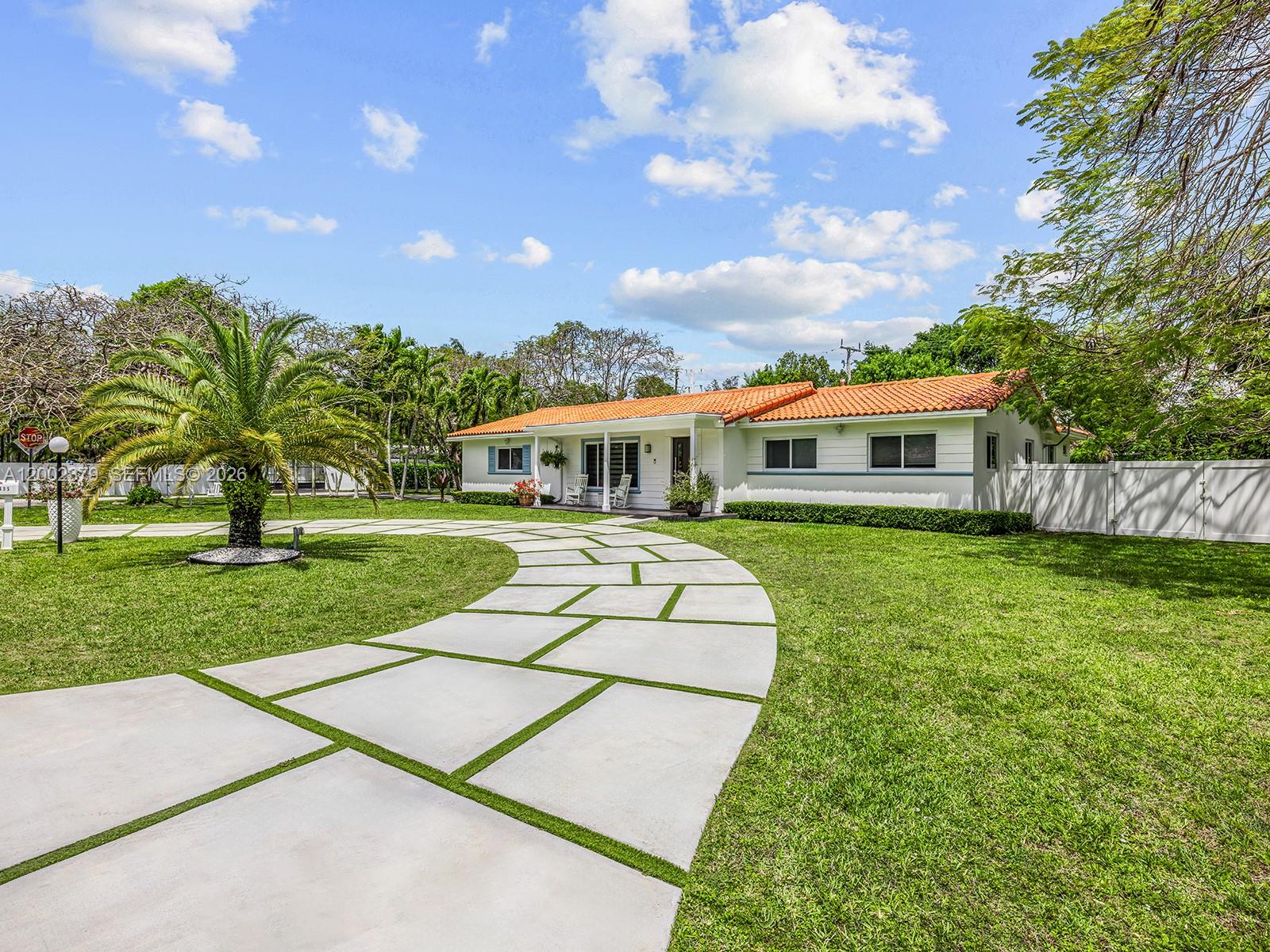 WINDSOR PARK ESTS - Residential