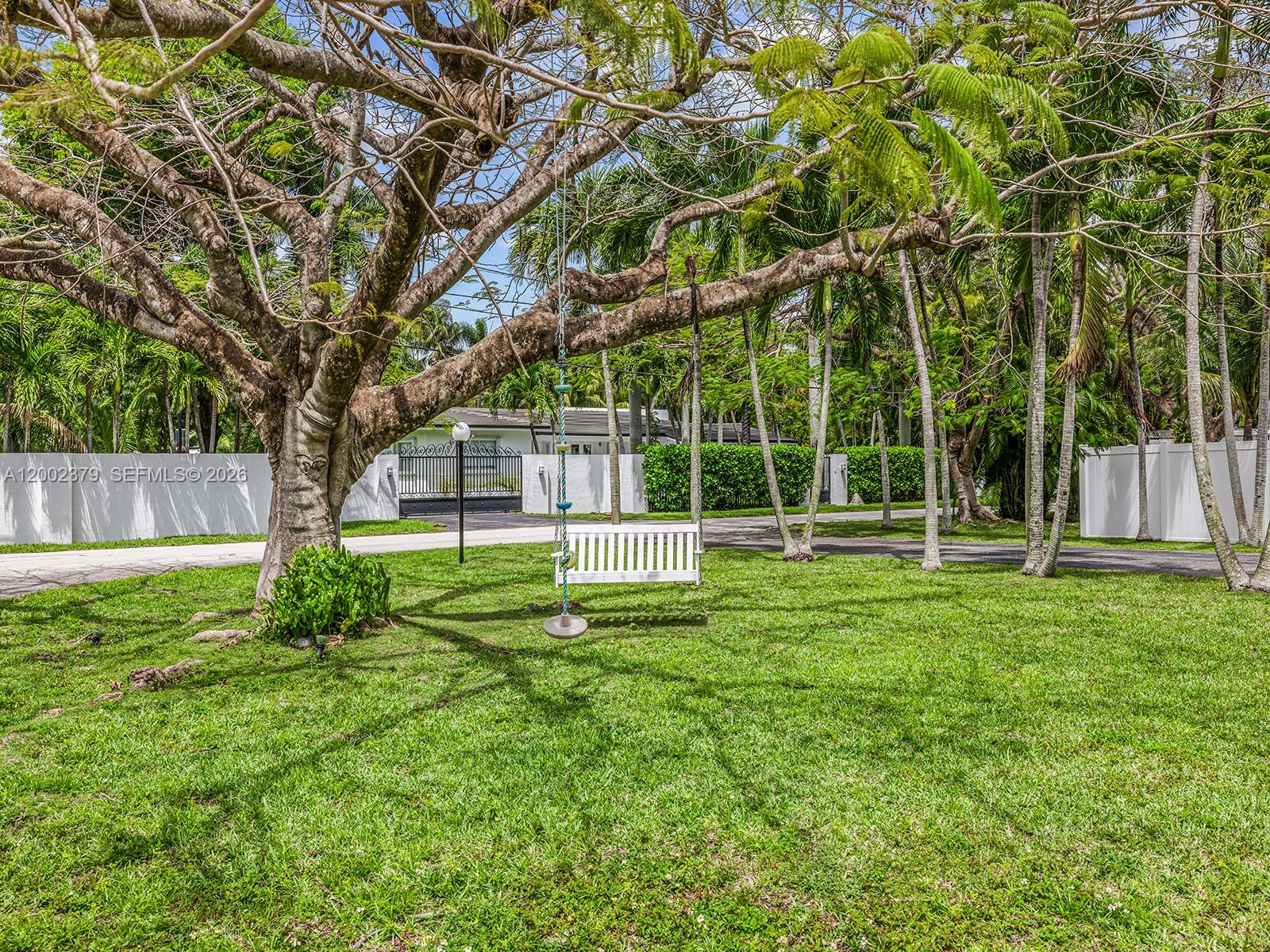 WINDSOR PARK ESTS - Residential