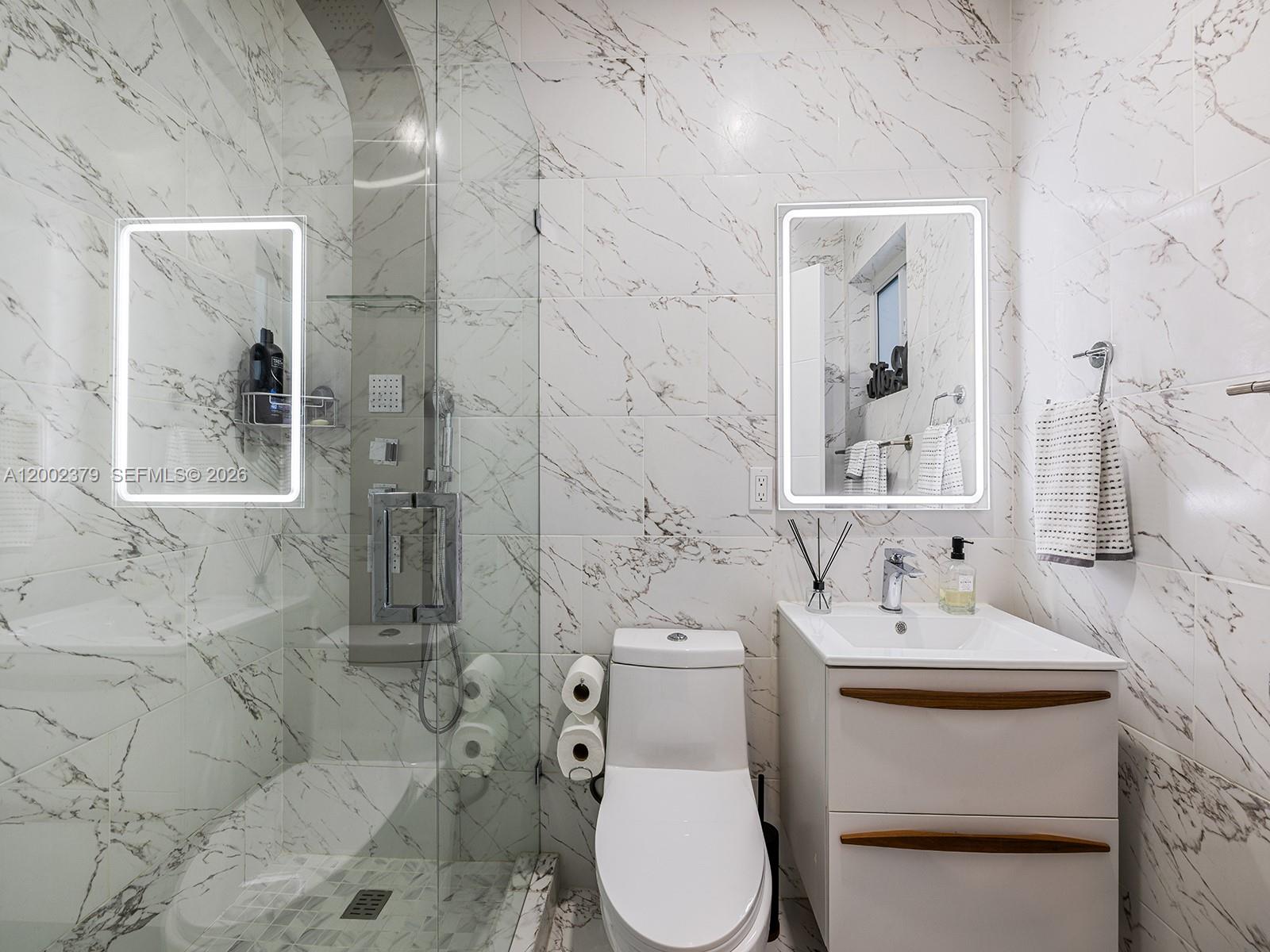 WINDSOR PARK ESTS - Residential